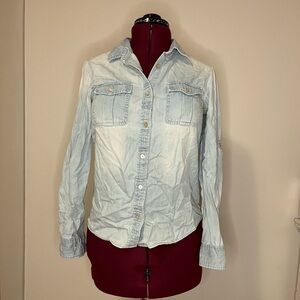 Vineyard Vines jean shirt